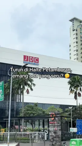 Kalau ada turun di Petamburan, boleh banget main ke sini 😍 SAVE videonya biar ga kelupaan #infotransum #transjakarta #JakartaDesignCenter #JDC #JelajahHepi 