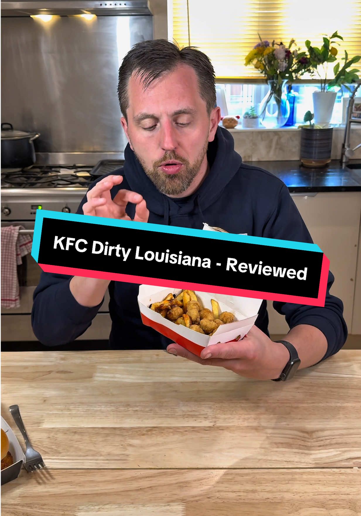 Right folks @KFC_UKI - Dirty Louisiana burger and loaded fries  We’ve reviewed it today - and given our scores outta 10 Let’s check it out  #foodreview #kfc #foodreviews #ukfood #foodcritic 