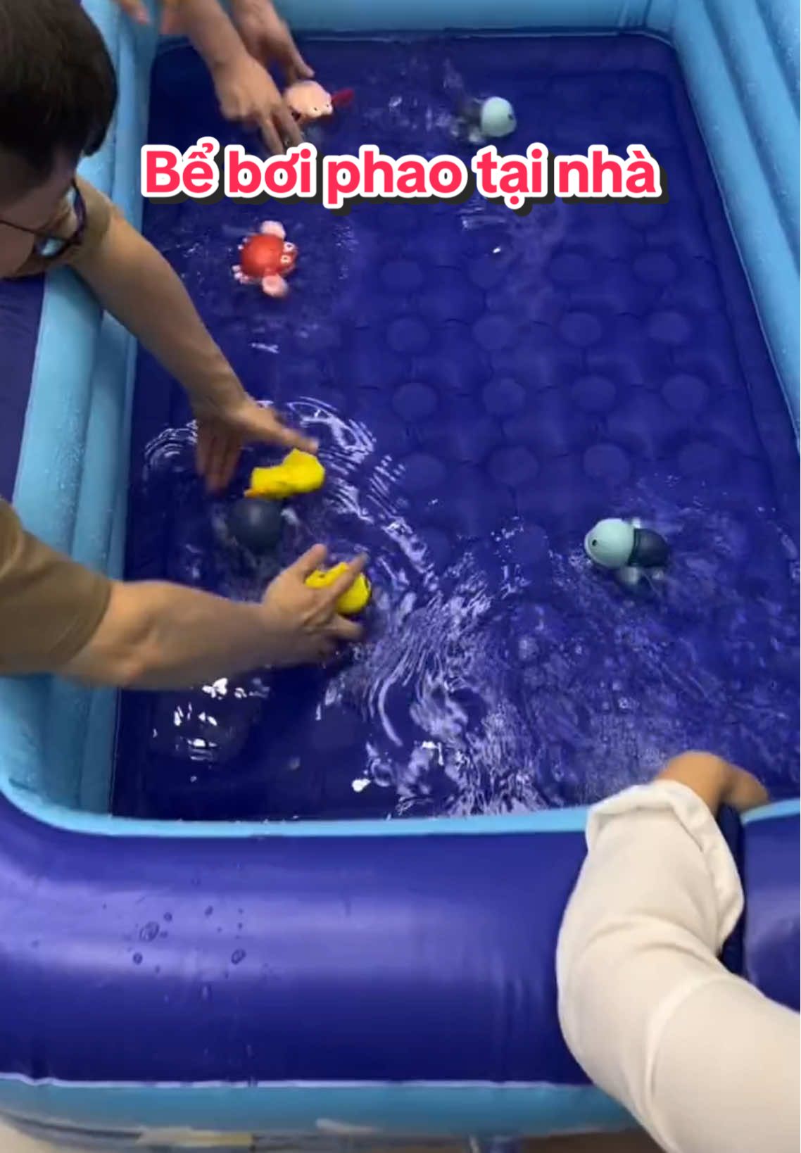Bể bơi phao tại nhà cho mùa hè tươi mát #bephaoboichobe #beboi #beboichobe #bephaochobe #TH✿ 