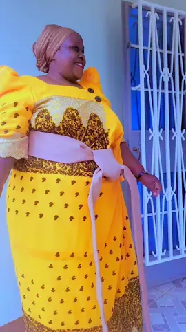 🤣🤣Queen of vibes👸 the boss lady her self💸💸love you so much🥹🫂🥰 my mum#fyp #fyp💸🥂💸 #mother 