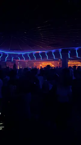 Padat guys #dugem #duniamalam #DJ #djremix #jaksel #selatan #club #bar #partyjakarta #fy #fyppppppppppppppppppppppp #fyp #party #jakarta #clubbing 
