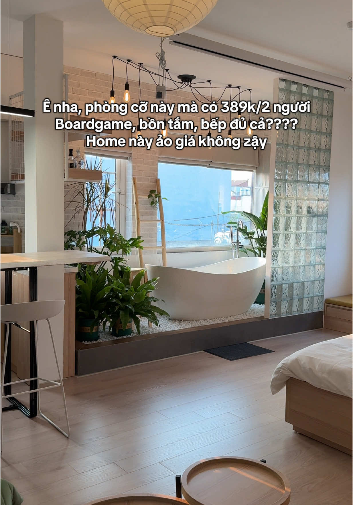 Đã thế còn ngay trung tâm Cầu Giấy 👏🏻 quá đãaaa #homestayhanoi #vowhome #diadiemhenho 
