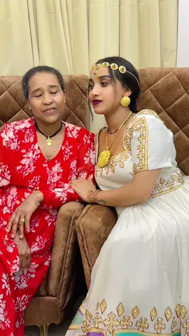 Happy Mother’s Day የኔ እናት ሁሉ ነገሬ ገመና ከታቼ ስስቴ አለሜ እናቴ እወድሻለሁ እመብርሀን እድሜና ጤና ሰታልኝ ብዙ አመት ኑሪልኝ የኔ ደስታ እወድሻለሁ ❤️‍🩹🥺❤️‍🩹❤️‍🩹❤️‍🩹#እናቴ #fyp #videoviral #foryoupage #