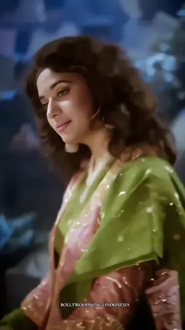 BOHUUT PYAR KARTE HAIN TUMKO SANAM #bollywoodsong #actoractrisbollywood #maduridixit #sanjaydutt 