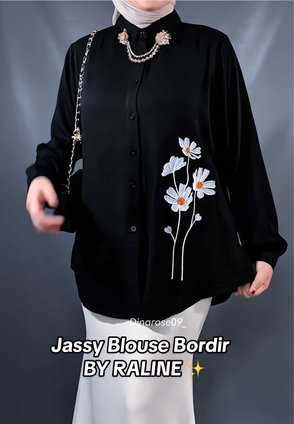 Lagi Musim BLOUSE BORDIR CANTIK yang bahannya rayon adem nyerap keringat gini✨ akuuu sukkaa..