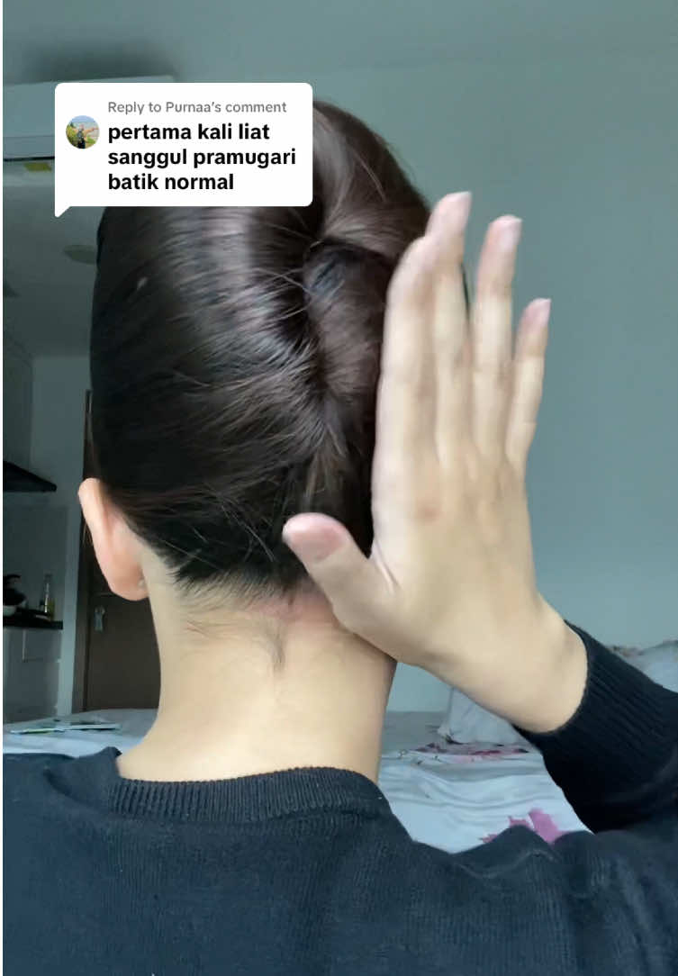 Replying to @Purnaa  Intinya make it simple jangan terlalu tinggi jangan di bikin aneh aneh biar terlihat elegan 😄😉 #cabincrew #frenchtwist 