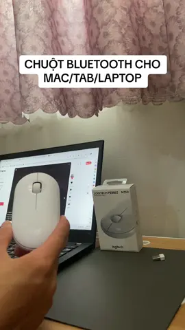 M350 Chuột không dây (OEM) Bluetooth với thiết kế nhỏ gọn đầy tinh tế, mỏng nhẹ với trọng lượng chỉ 100g Kết nối Macbook/Ipad/Tab/Laptop 2 cách: USB & Bluetooth Kích thước : 10.7 x 5.9 x 2.65 cm Giảm ồn tốt hơn đến 90% so với chuột thông thường.