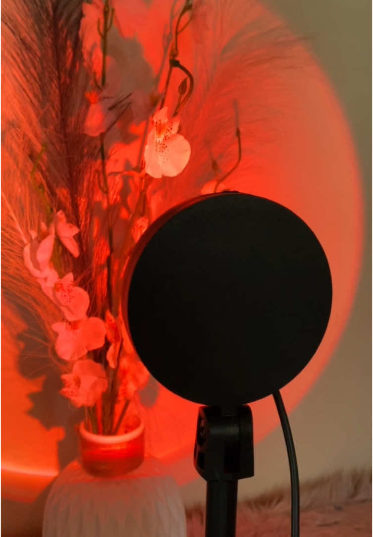 16 Colors Original Sunset Lamp Remote Rainbow Color Light Projection Adjustable Stand ⬇️ #sunsetlight #lightprojector #multicolor #lamp #fy #fypage 