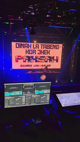 #fypシ゚viral🖤tiktok #berrrrrrrrrrrr #layar #ready #comeon #asik #viraltiktok #fypシ゚ #thankyou #tunjunganplazasurabaya💃 #thankyou #stasiunlt6🚀 #senang 