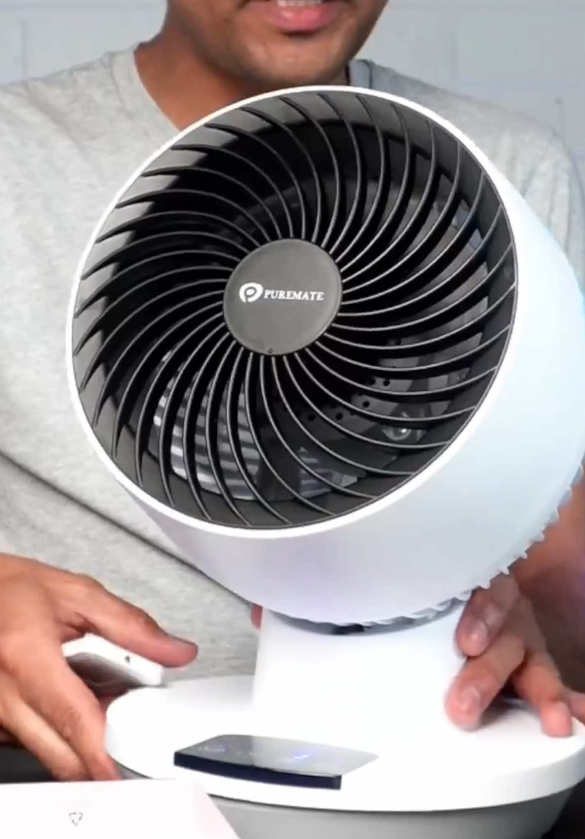 ‼️ Tiny n Mighty Desk Fan ‼️ #fan #summeressentials #aircoolers #tiktokmademebuyit #livehighlights #tiktoklive 