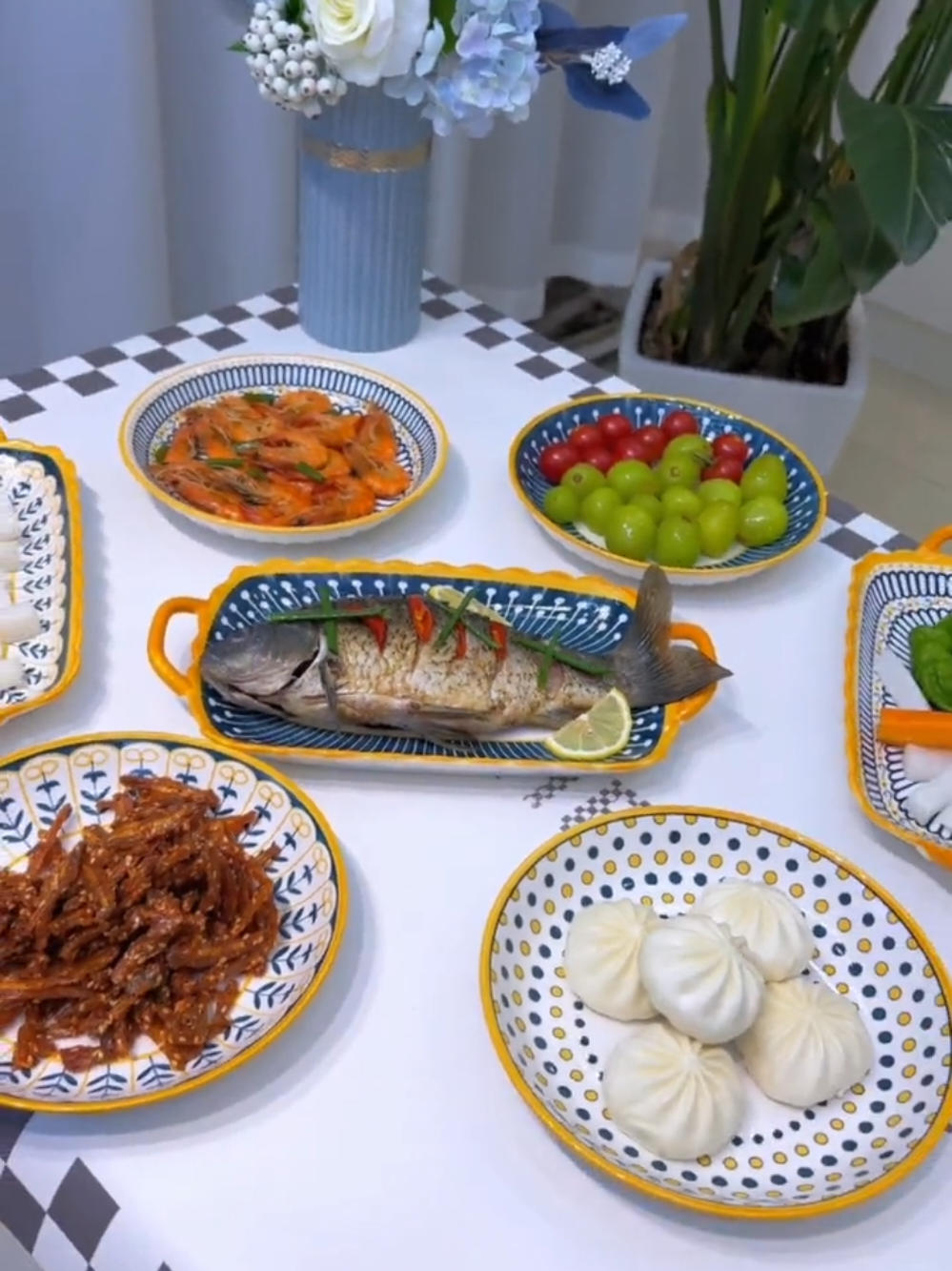 Peralatan Makan Keramik Mewah,  Elegan ala jepang #piring #piringmakan #piringkeramik #piringsaji #piringcantik #piringaesthetic #peralatanmakan #perlengkapanrumahtangga 
