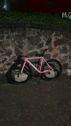 #CapCut pinky 💕#EkspresikanDenganCapCut #CapCut #fixie #fixiebike #fixiegearphillipines #fixiegear #fixieindonesia #fixiemalaysia #fixiegearphillipines🚴 #fixielife #fixiesg #fixiephilippines #tsunami #tsunamisnm100 #snm100 #pink #jakarta #fixiegearvietnam #fixiejakarta #fixiegearmalaysia 