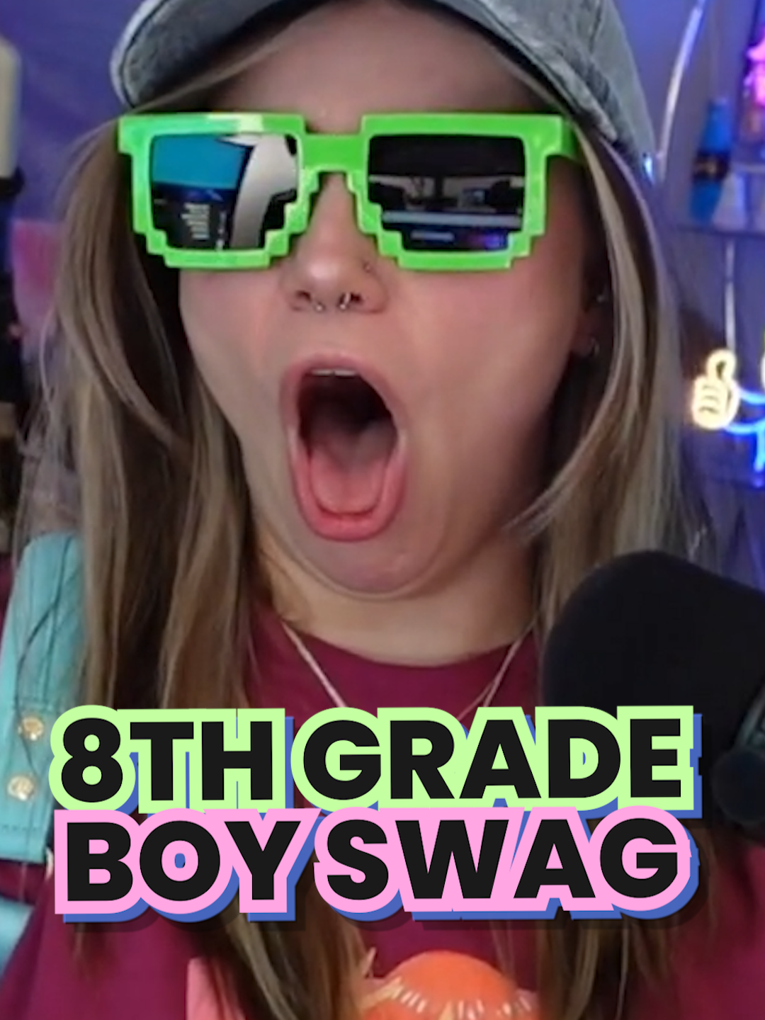 I dress like an 8th grade boy 😭 #funnymoment #girlstreamer #twitchclip #roastme #justchatting