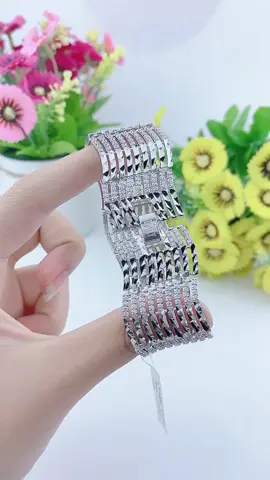 Lắc tay nữ xi kim lượn sóng #trangsucnu#lactay#lactaynu #lactaynu18k #lactaynudep#lactaykhoenlat#lactaynumavang18k #lactaynumavangbendep #lactaynucokyhieu