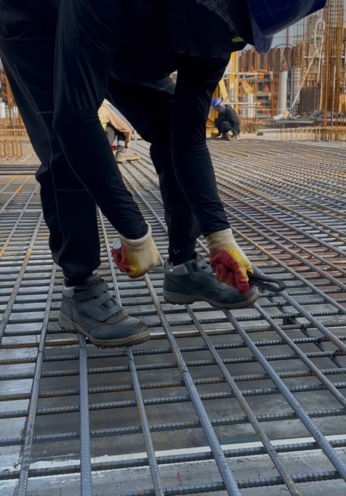 #CapCut mấy cao thủ đoán em buột thế này là hết nợ chưa #xâydunghanquoc #xuhuongtiktok #xaydungdailoan 