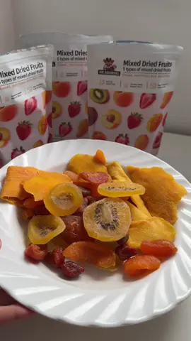 Super chewy and ang sarap nitong Mixed dried fruits🥭🍓🥝 #mixeddriedfruits #driedfruits #healthysnacks #driedfruitsnacks #fyp #trending #viral 