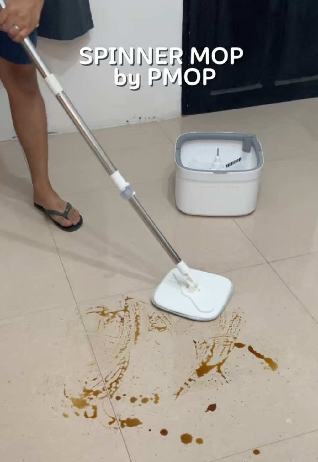 Self cleaning and absorbent SPINNER MOP #creatorsearchinsights #spinnermop #PMOP #cleaningtools 