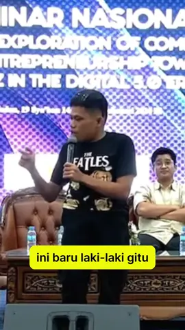 Kami putusnya karena aku ketahuan ngaku-ngaku jadi tentara 😆😂 - Joel Purba 🤣 #standupcomedyindonesia #standupkomedi #joelpurba #mantan