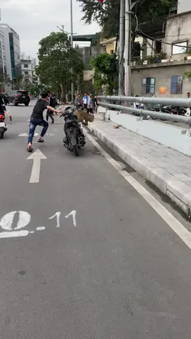 Ngộ không trên đường đi thỉnh kinh gặp lữ bố, mã siêu, lưu bị…. Công nghệ var luôn :)))#xuhuongtiktok 