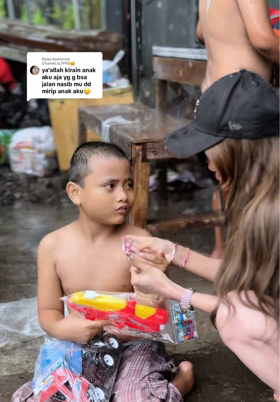 Membalas @ChameLia,1998🥴 dia kuat bgt dik