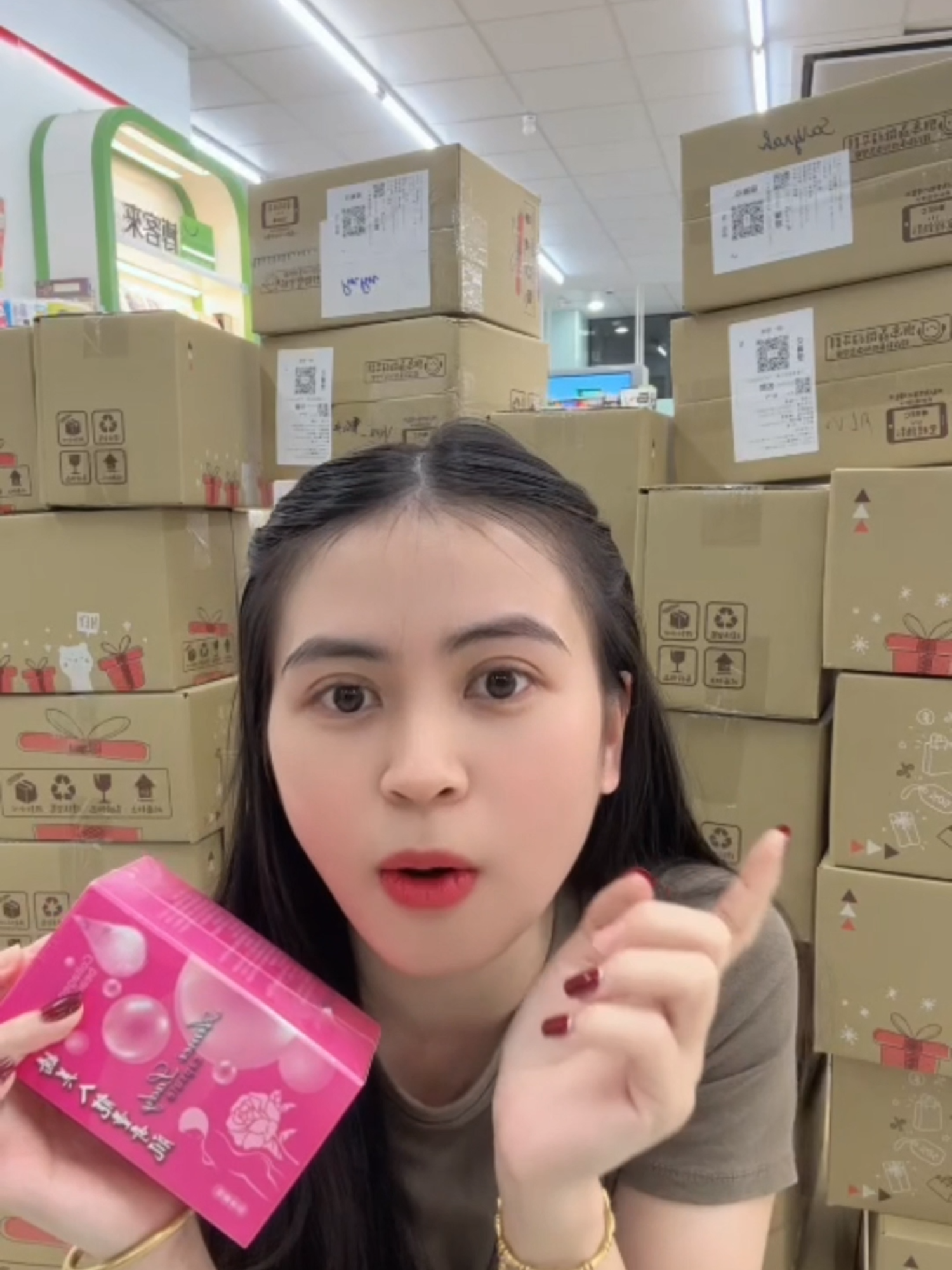 em Hiền vẫn giao hàng Aimei Lady đều cho chị em nha, các chị sử dùng để đẹp và sớm hơn #thuhienaimeilady #thuhienaimeiladytrentiktok #aimeilady