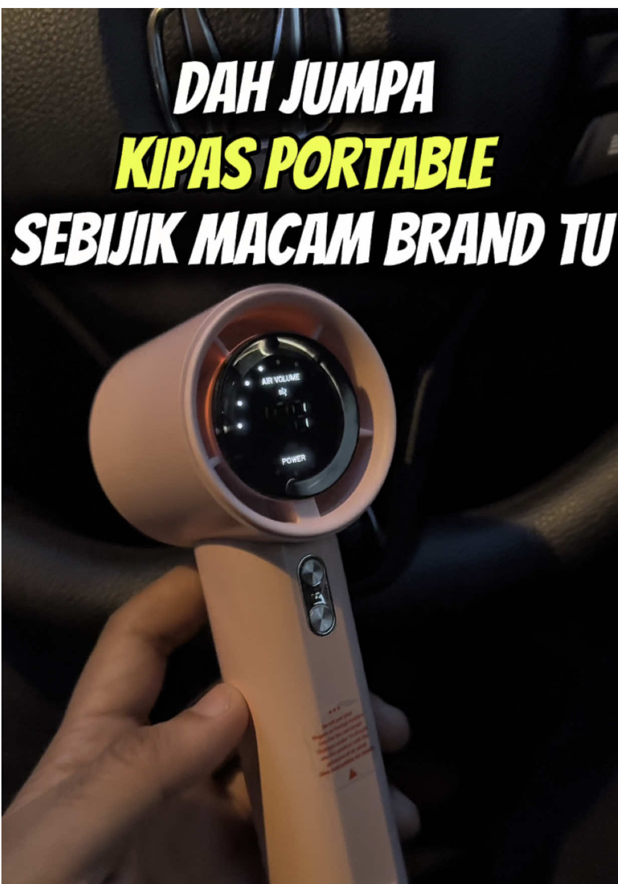 ni sebijik betul yaaaa dgn lgi satu tu tapi harga yg dkt beg kuning ni lagi murah! beli cepat sbb time aku beli haritu dah nak habis 🥲 #portablefan #kipasportable #kipasgoojodoq #kipasangin #kipasmini 