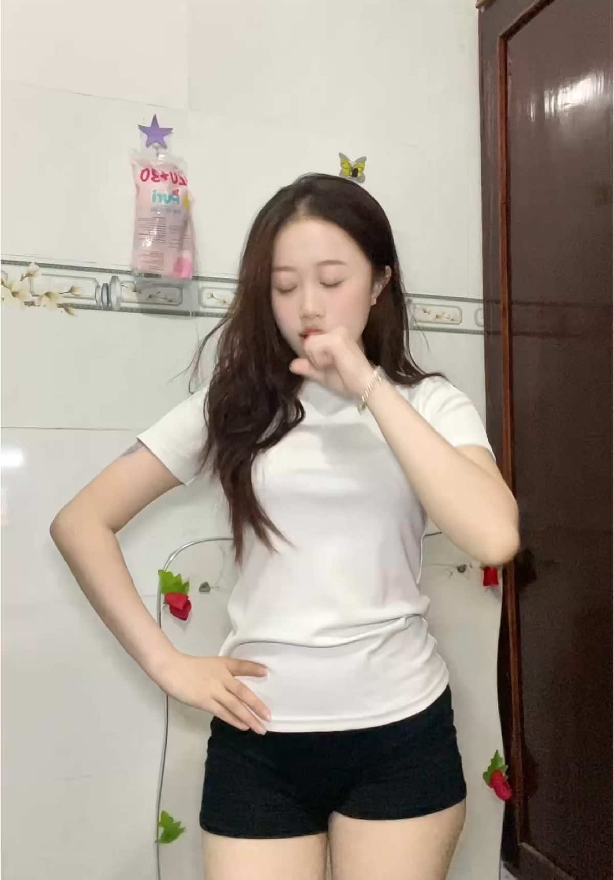 Cứ lắc đại là ra bài #fyp#xhtiktok #nhaytiktok#viral#trending#nhay 