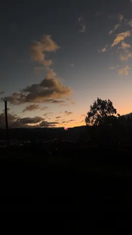 ❤️‍🩹#viral #foryou #ecuador🇪🇨 #paratiiiiiiiiiiiiiiiiiiiiiiiiiiiiiii #goodvibes #chambo #riobamba_ecuador🇭🇹🇪🇨 #atardecer 