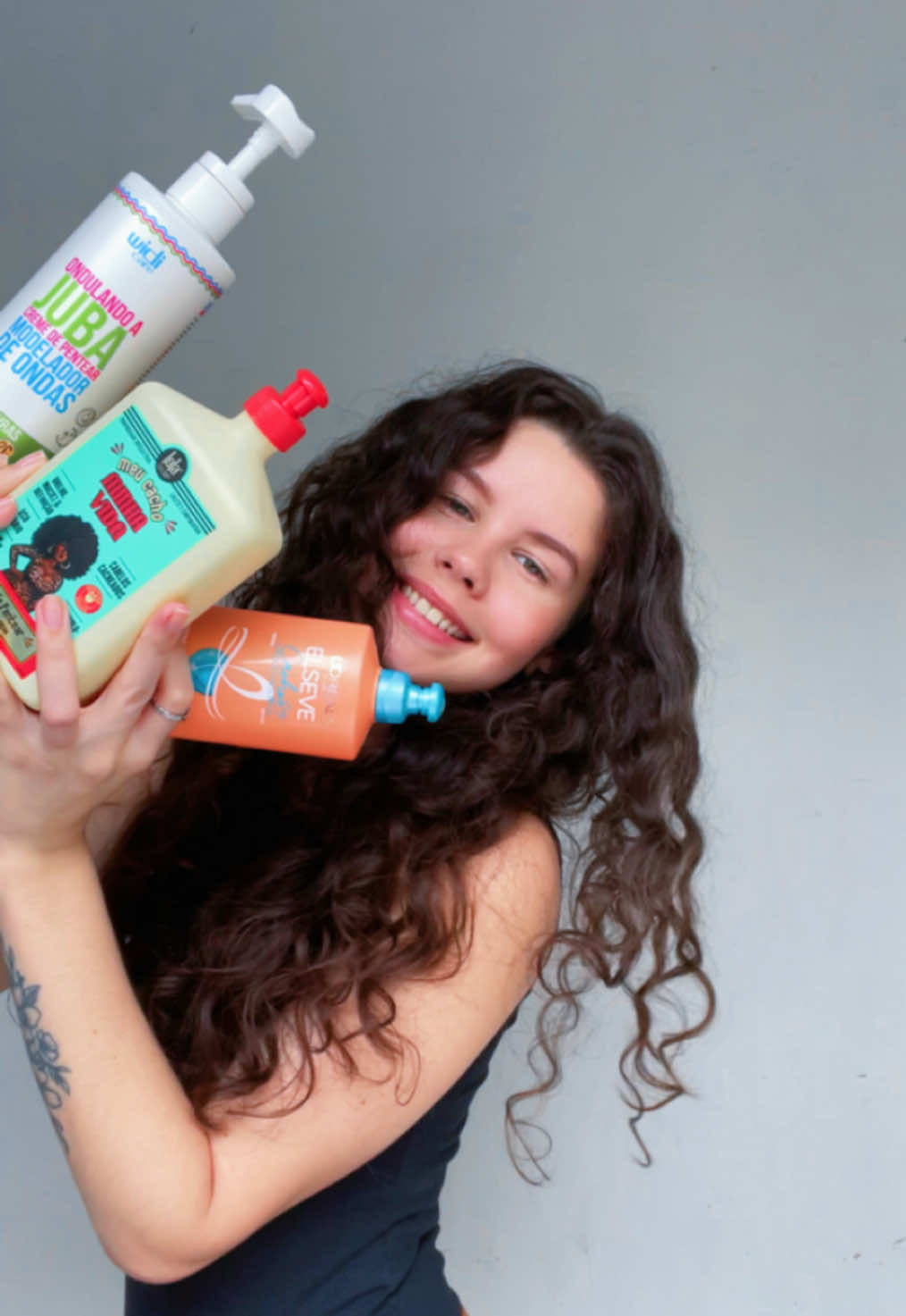 3 Opções de cremes leves para onduladas ✨ @lola from rio @wide #onduladas #cabeloondulado #ondulada #cacheadas #dicasdecabelo #beleza 