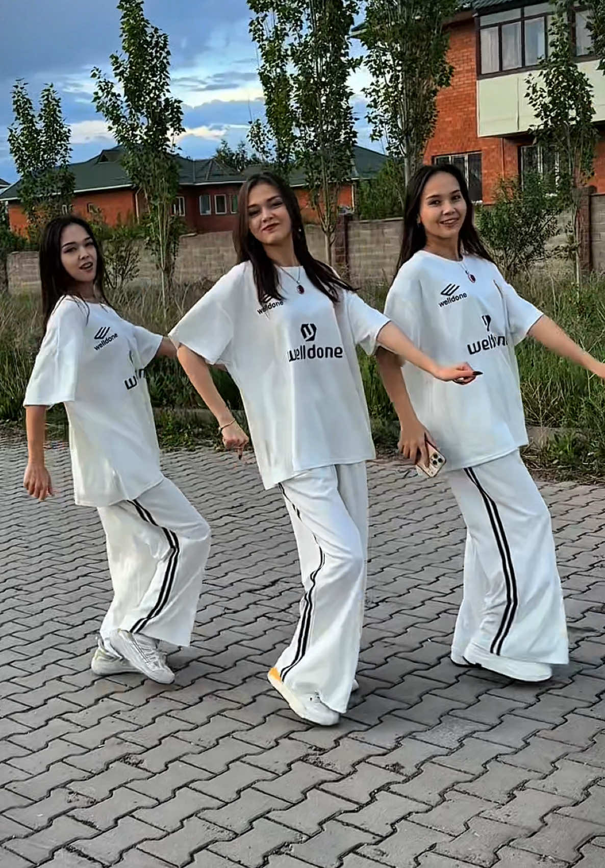Mambetali sisters ✨