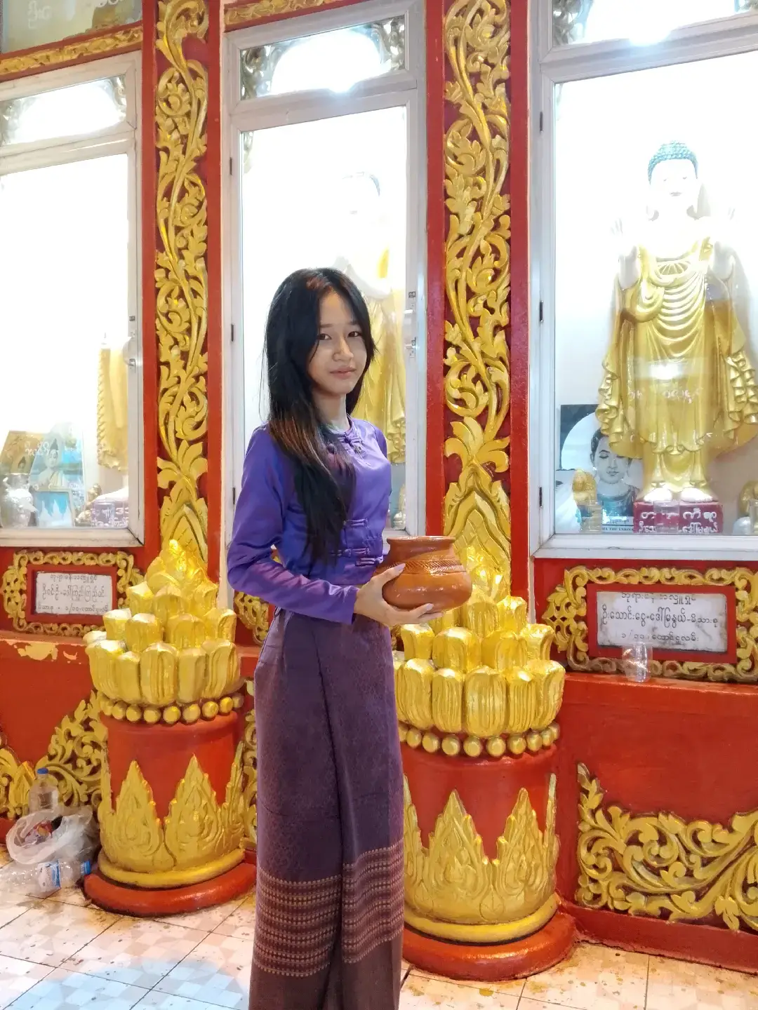 ဘုရားရောက်တုန်းစနေသားလေးနဲ့မဝေးဖို့ဆုတောင်းခဲ့သေးတယ်❤️‍🩹🥺 no eff#tiktok #arewa__tiktok #fypシ゚ #ချစ်စရာလေးမလား🙈 #viewsproblem @🖇·˚ ༘ :H! 🐾 #creatorsearchinsight 