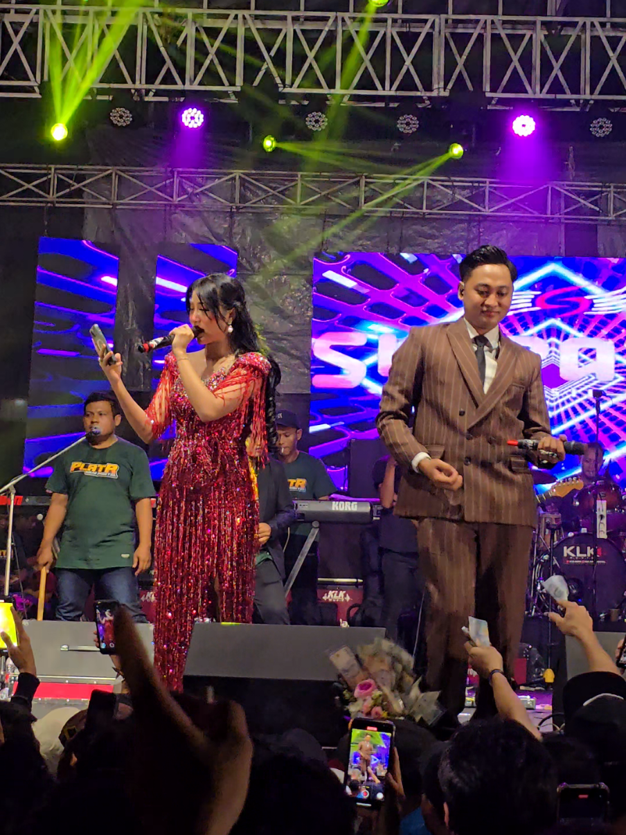 cinta kita simpatik cikarang #pejuangpabrik #dangdutkoplo #dangdut #dangdutan #simpatik #simpatikmusic #irwandacademy2 #irwandacademy2 #lindaayunda #cikarangpeople #cikaranghits #cikarangjababeka 