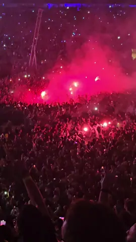 round round round and round!!! QUE NOITE SYSTEM OF A DOWN #soad #systemofadown #sp #fyp 