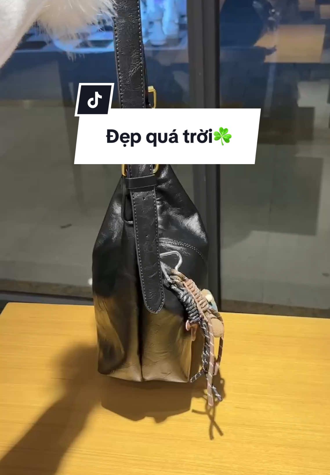 Túi tote da xịn xò quá đẹp. Săn 20deal sa.le nửa Gi.á 14x->#9x  nè❤️ #xuhuong #thinhhanh #freeshipping #mytuixinh83 #muasamcungtiktokshop #sale #maumoi #tuixach #hottrend #LearnOnTikTok #viral #tuigiare #tuitote 