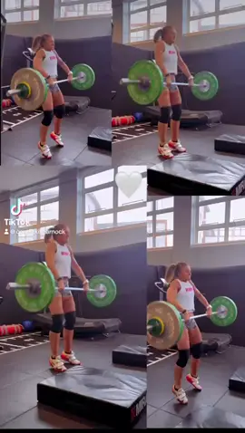 Sunday 🏋🏻‍♀️ working   #kilmarnock #corefit #gym #virał 