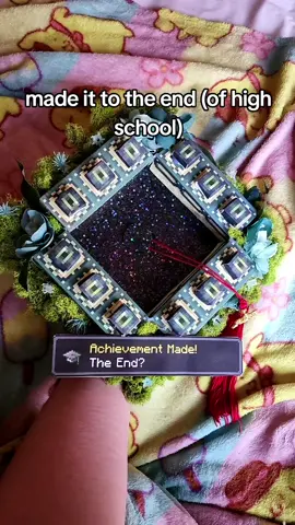 it's the end but I have a new chapter ahead of me ^_^ #co25 #classof2025 #2025 #2006 #Minecraft #endportal #enderman #art #artistsoftiktok #minecrafttutorial #fyp ##rawring20s #rawrxd #foru 