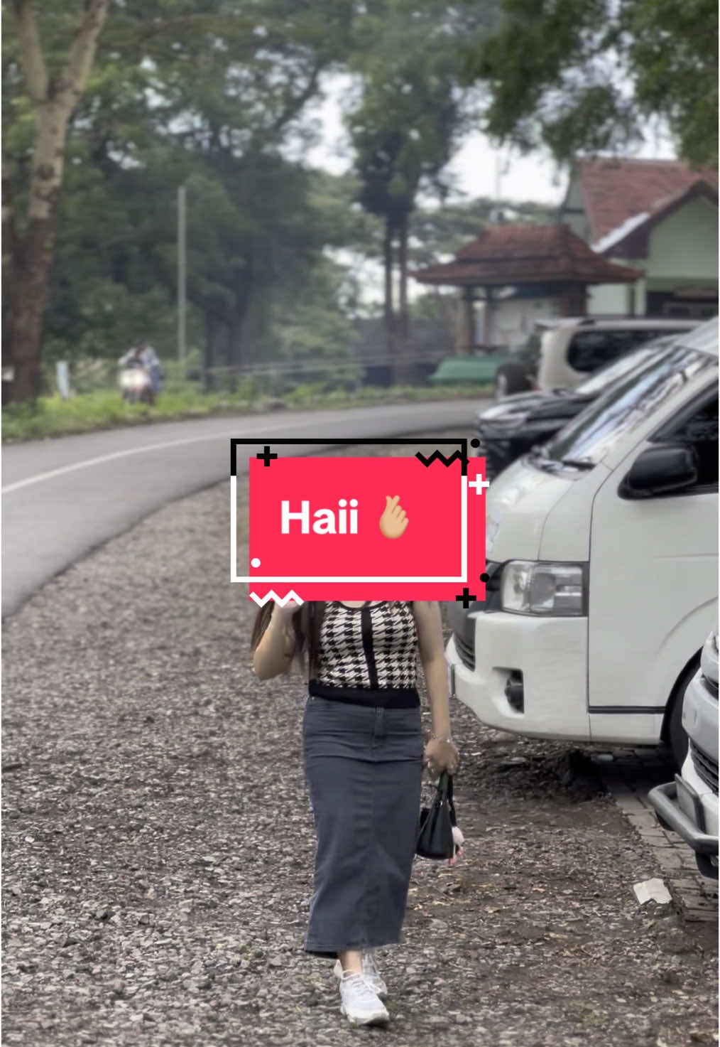 Merusak suasana 🤣 . . MAYASARI GARAGE Your Traveller Partner 🏕️ ~ HiAce Commuter 14 seat ~ HiAce Premio 14 seat ~ Fortuner GR 2.8 ~ All New Pajero Sport ~ Innova Reborn ~ All New Avanza . . ~ Sewa Mobil Harian ~ Sewa Mobil + Driver ~ Paket Wisata & Ziarah ~ Pelayanan Dinas ~ Wedding Car ~ Event Organizer . . Sewa mobil dan rental mobil malang atau paket wisata, hubungi kami📞 . . #hiacepremio #hiacecommuter #hiace #hiaceindonesia #hiacemodified #toyotahiace #hiacetransjawa #transjawa #rentalmobil #sewamobil #sewamobilmalang #sewahiace #sewahiacemalang #rental #sewamobilmurah #CapCut #malaysia #malaysiatiktok #malaysiatourism #rental #rentalmobil #rentalmobilmalang #wisatamalang #wisatamalangbatu #fyp #capcut 