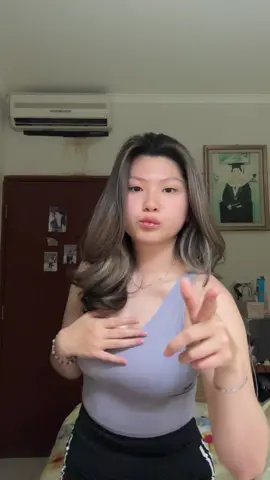 🤙🏻🤟🏻🫰🏻