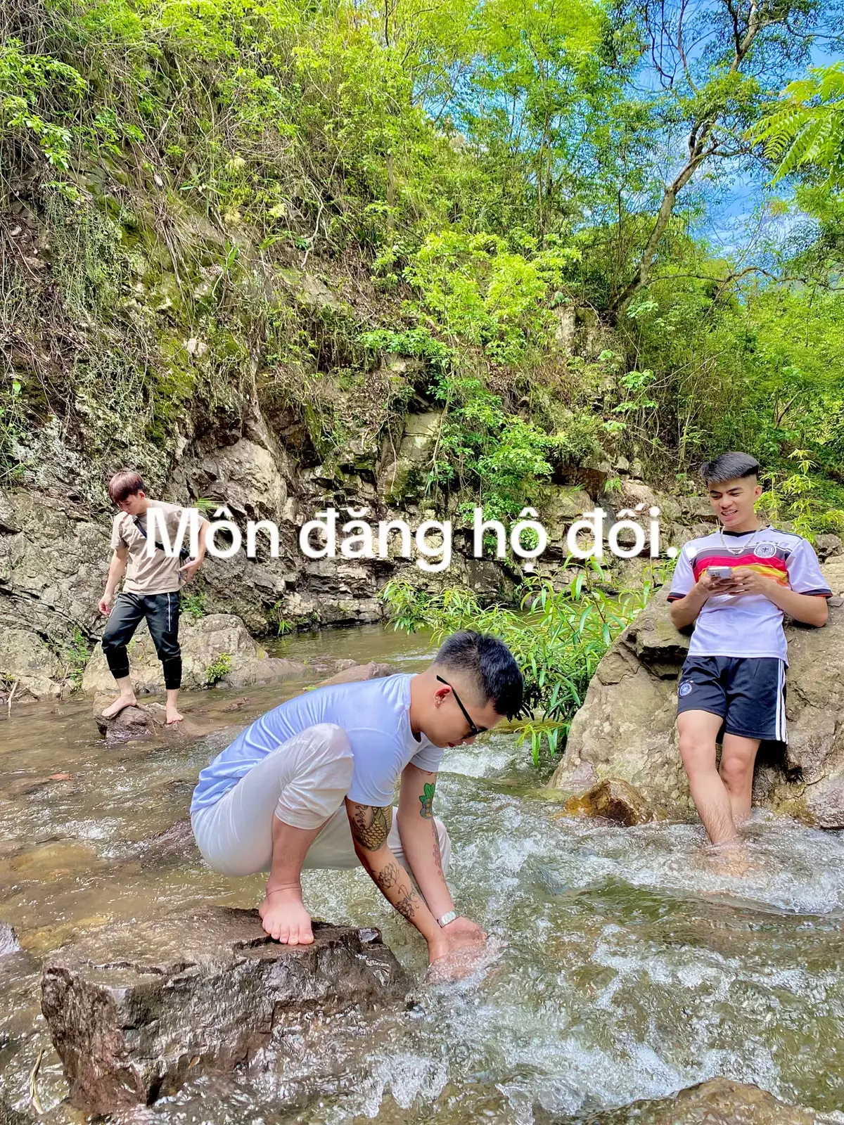 Mưa hối hả xoá đi cái nắng mùa hạ anh vội vã xoá bỏ đi tất cả về em.. #xuhuong#story#fyp