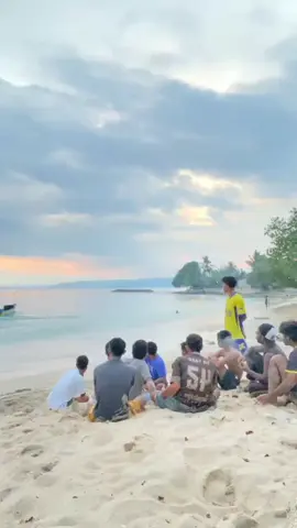 Gemia Hari ini.🙌 #wisatabandung #wisatajogja #fypage #fyp #malukuutara #maluku #ternate #gemia #following #wisatapantaikelapa 
