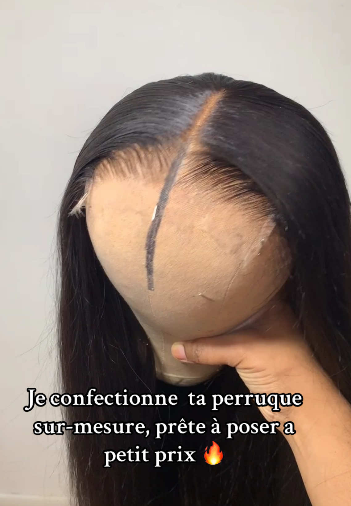 Pour prendre rdv contactez moi en privé #fyp #confectionperruque #wiginstall #poseperruque 