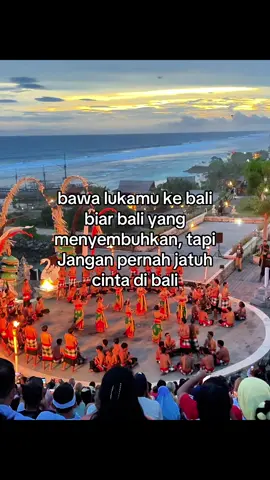 Bali seindah itu😍.                           #bali #pantaimelastibali #pantaiselatan #pantaivibes #ilovebali #sunsetvibes #fyp #xyzbca #4u 