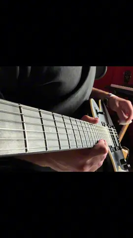 Name the song ! Spotify link in bio🎸 #guitarplayer #usa #electricguitar #fypシ゚ #fyp #cover #guitartok 