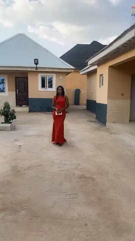 Last night's fit 😍 #dinneroutfit #OOTD #dinnerparty #slay #dinnerdress #burntorangedress 