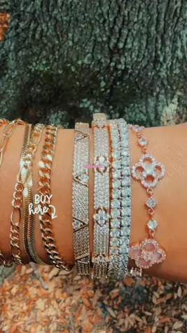 #jewelrytiktok #oldmoneyjewelry #bangles #pavoi #bracelets #braceletstacks 