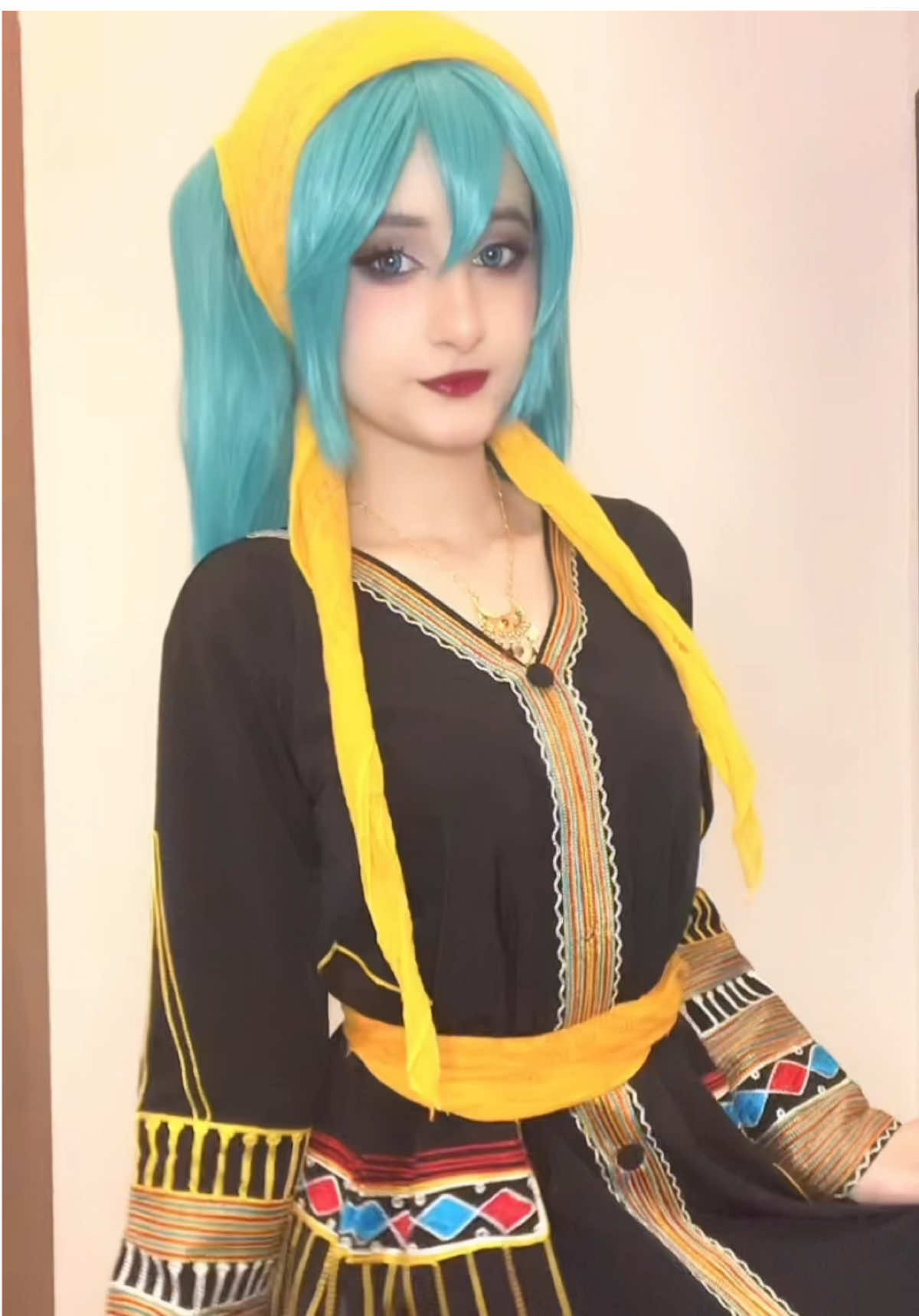 Don’t mind the mistakes I literally learned the dance in cosplay LMAO                  • #hatsunemiku#cosplay#vocaloid#mikucosplay#fyp#foryou#saudimiku#كوسبلاي  