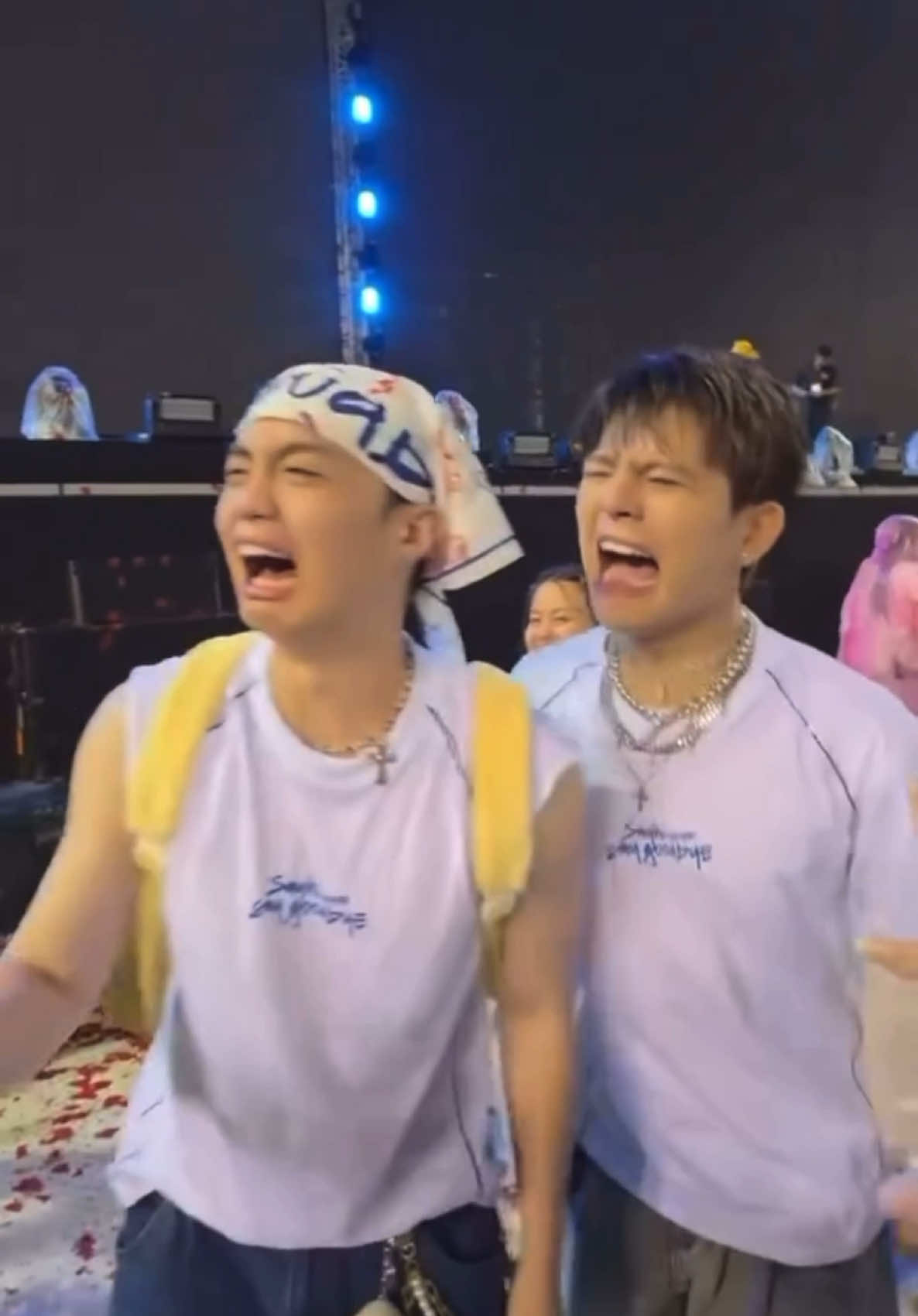 T mệt 2 nhỏ gen Z 2k1 này ghia🥲🥲🥲 Khi cuộc đời cho RHYDER và NEGAV gặp nhaoooooo Cre beiuhdduyy #RHYDER #rhyder #negav #DuongDomic #duongdomic #RHYDER #rhyder #captain #CaptainBoy #AnhTraiSayHi #DatVietVAC #DUANBIMAT #DuLieuQuy #TiktokGiaiTri #VieChannel #VieON #NOMADMGMTVietNam #AnhTraiSayHiConcert2025 #TheUnderdogs #xuhuong #viral #fyp @Bé Cá 🐳 
