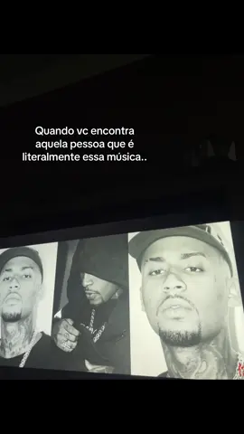 Oque tem dentro de você?? #orochi #champagne 