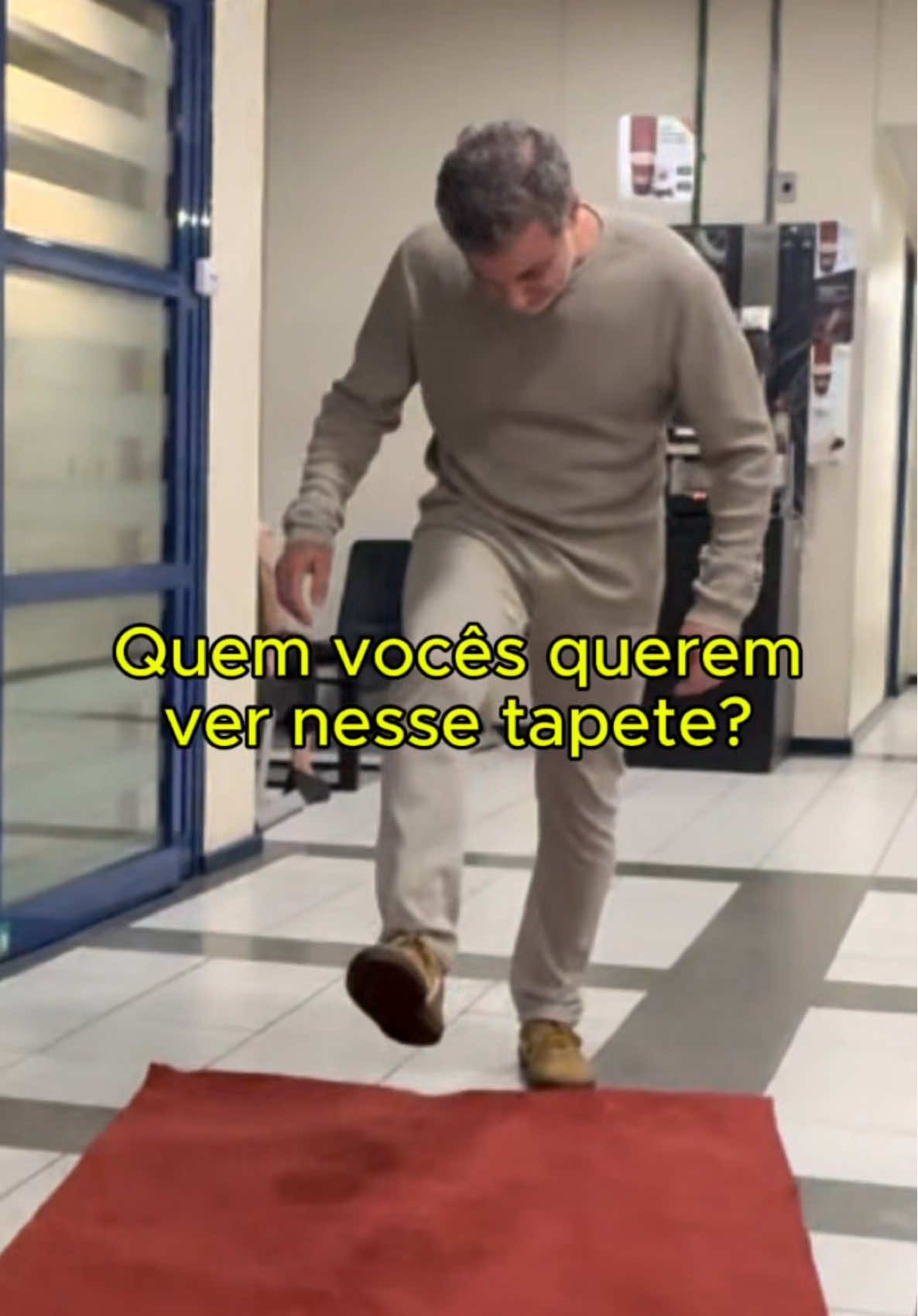 Luz na passarela que lá vem eles! 😍❤️