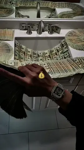 #foruyou #millionaire #videoforyou #viral_video #money #millionaire #millionaire let's go to 10k following💰💰⚡⚡🤑🤑🫀🫀🧠💰🧠⚡🫀